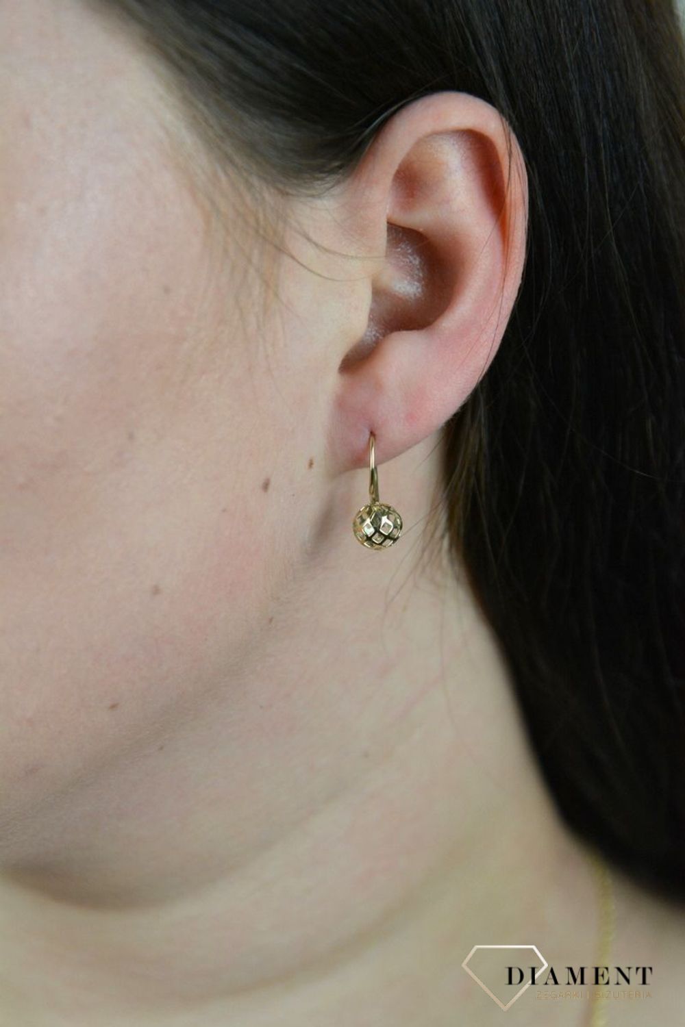 Złote kolczyki wiszące, ażurowe kuleczki KL 441.jpg